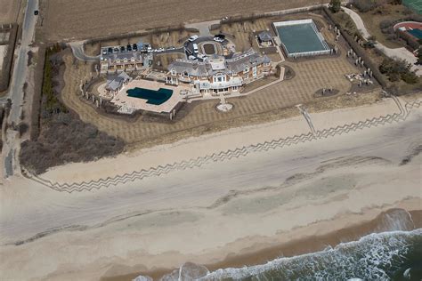 Photos David Teppers Gigantic Hamptons Mansion Looks Like It Will Be