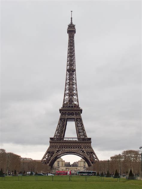 Filetour Eiffel 12 Wikimedia Commons