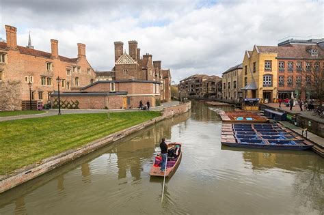 The Best Cambridge Punting Tours 2023 Guide
