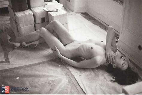 Milla Jovovich Actress Resident Evil Naked Zb Porn