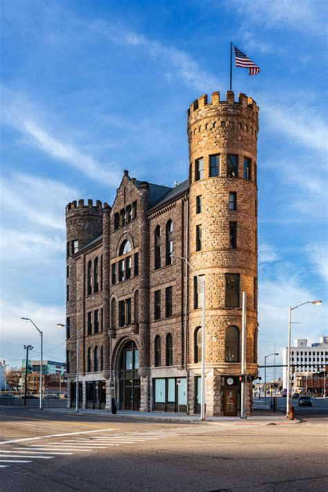 10 Amazing Historical Landmarks In Detroit