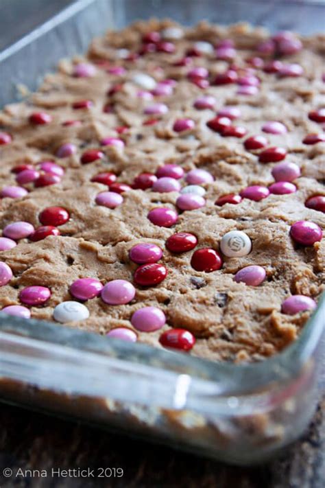 Take for instance these valentine m&m cookies in a jar. Chocolate Chip M&M Valentine's Day Cookie Bars | Recipe ...