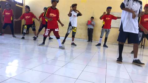 Video Dance Anak Smp N 1 Biak Kota Youtube