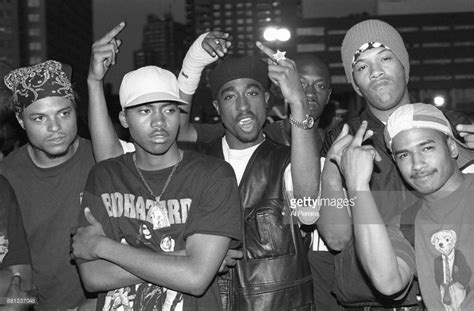 Rappers Nas Tupac Shakur And Redman Pose For A Portrait At Club