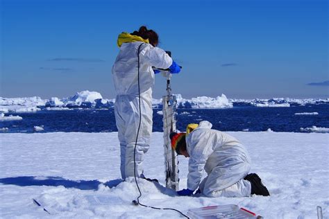 Breaking The Ice Scientists Explore Antarctic Ice On Aurora Australis