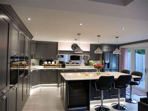 Contemporary kitchen design in Kidderminster | The Gallery fitted kitchens