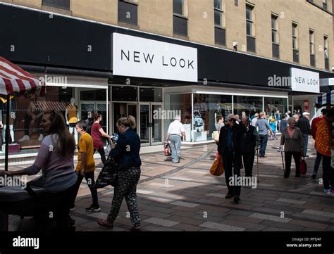 New Look Shop High Resolution Stock Photography And Images Alamy