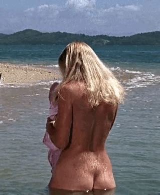 Helen Mirren Nude Age Of Consent Pics Gifs Video SexiezPicz Web Porn