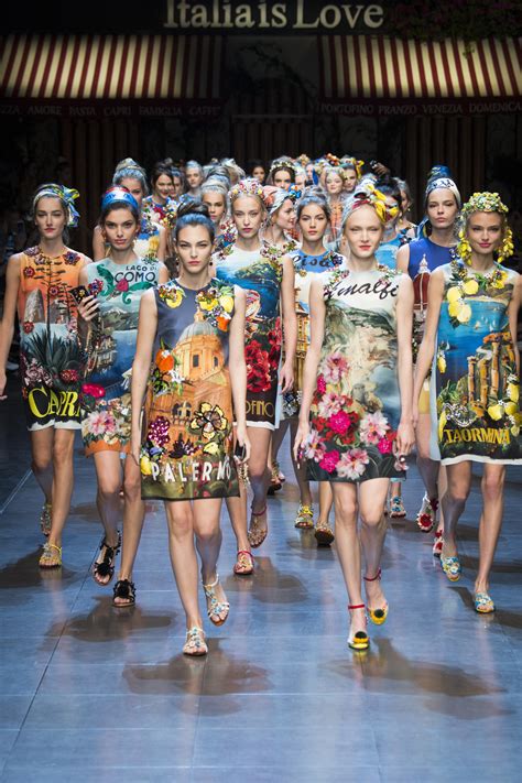 Dolce & Gabbana Spring 2016 Ready-to-Wear – Fashion Bomb Daily Style
