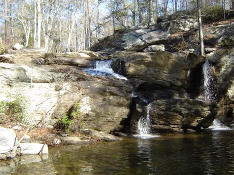 9 Best Swimming Holes In Alabama To Visit This Summer