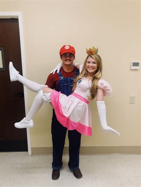 Mario And Princess Peach Princess Peach Halloween Costume Cute