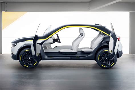 Gt X Experimental Concept Shows New Face Of Future Vauxhall Cars Car