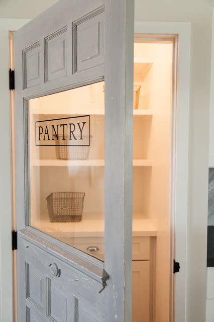 Pantry Door By Rafterhouse Campagne Cuisine Phoenix Par