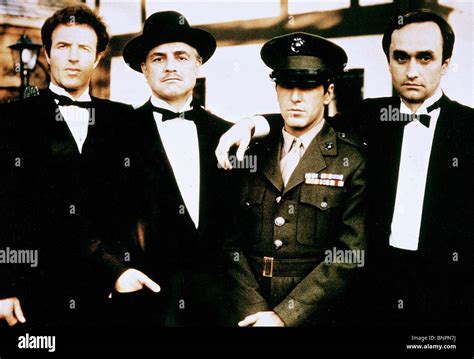 James Caan Marlon Brando Al Pacino John Cazale Der Pate 1972 Stockfotografie Alamy