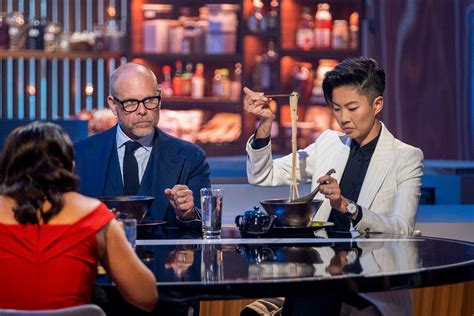 Interview Alton Brown Returns To ‘iron Chef Stage Now On Netflix