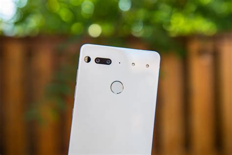 Essential Phone 2 — How Essential Can Have A Much More Successful Year