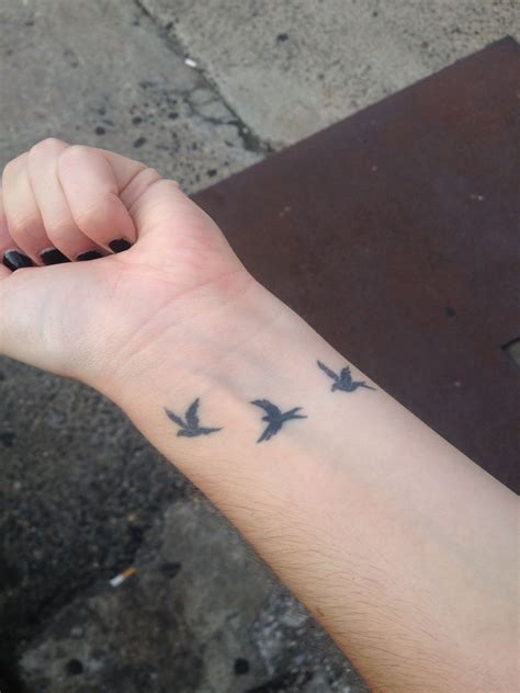 Keris Bird Wrist Tattoo Bird Tattoo Meaning Bird Tattoo Men Black