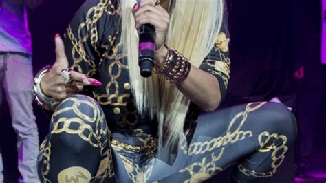 Nicki Minaj Brings Hypnotic Sex Talk To Boss Ass Bitch Remix