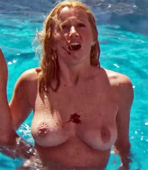 Suzanne Snyder Nude in Femme Fatale-1991 - Video Clip #02 at NitroVideo.com