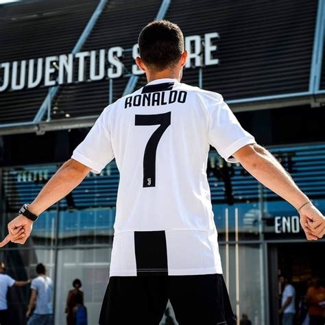 Shop juventus jerseys including men's and women's as well as jerseys for individual players like ronaldo both home and. Will Ronaldo be as successful in Juventus as he was in ...