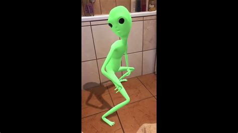 A Weird Alien Is Twerking In My Bathroom Please Help Youtube