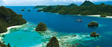 Yacht Charter In Raja Ampat Yachting Experience