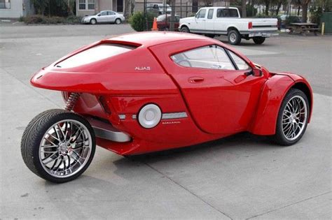 Ultimate Personal Car Of The Future Reverse Trike Trike Motorcycle