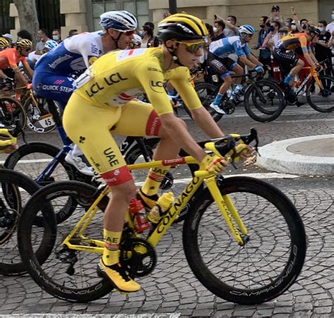 El tour de francia es la carrera ciclista más importante del mundo. Tour de France 2020 — Wikipédia