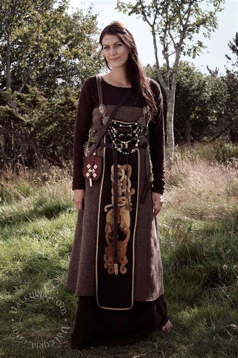 valkyrja vorar eptir vetr 🌱 viking cosplay viking garb medieval garb viking dress viking