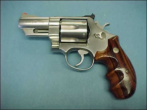 Smith And Wesson 44 Magnum Snub Nose Stainless 629 3in Barrel For Sale At
