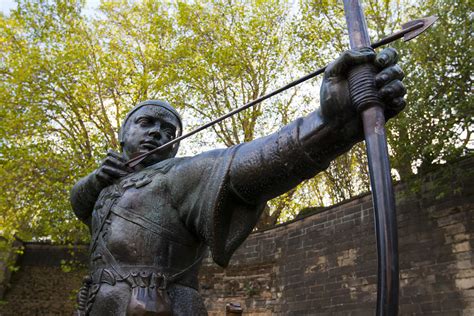Robin was trained by a man named sheridan, and he and much were considered elite enough to join the private guard. Robin Hood nyomában Nottingham környékén - Világutazó