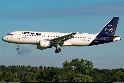 D Aiqt Lufthansa Airbus A320 211 Photo By Niclas Rebbelmund