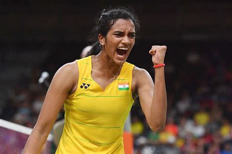 PV Sindhu Became The First Indian Woman To Win Olympic Silver Medal Carolina Won The Final