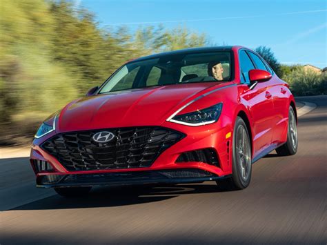 Our 2020 hyundai sonata limited poses no exception to this excellence, and it even adds a useful (operative word) bonus: 2020 Hyundai Sonata Safety Ratings Makes It a Family ...