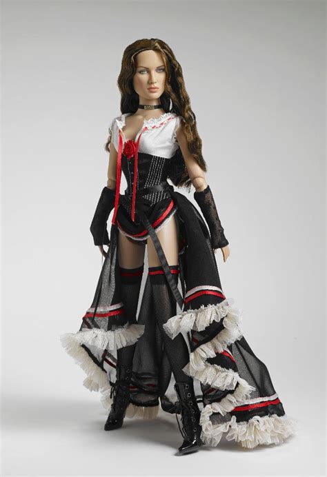 The Fashion Doll Review San Diego Comic Con Exclusive By Tonner Doll