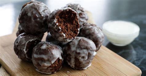 Copycat Chocolate Iced Munchkins