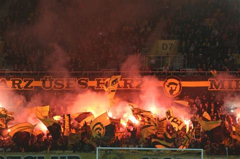 Fotos BSC YB FC Sion Ostkurve Bern