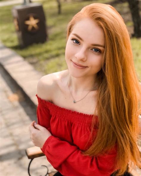 Julia Adamenko Tiene 23 Años Que Ya Os Veo Venir