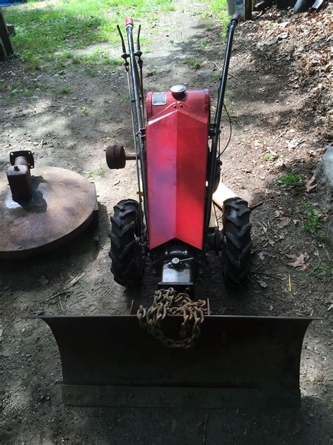 1948 Gravely Li with plow | Antique tractors, Tractors, Garden tractor