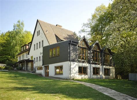 (c) bistum mainz / aemmel. St. Marien Neuss » Haus