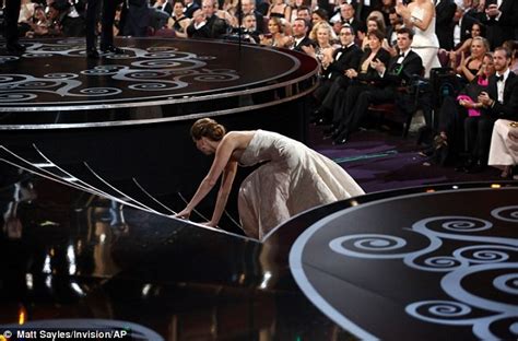 Jennifer Lawrence Trips And Falls As She Climbs Steps To Accept Her