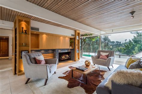 A Mid Century Modern Estate Tucked In The Hollywood Hills Hits The Dwell