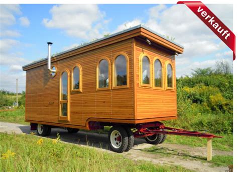 Find contemporary container house made with the finest materials. Tiny Houses Zirkuswagen vom Feinsten - Minihaus Deluxe