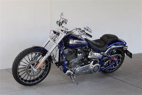 The bike is fitted with aftermarket exhaust, screaming eagle tuner, tear drop mirrors. 2014 Harley-Davidson CVO™ Breakout® Motorcycles Apache ...
