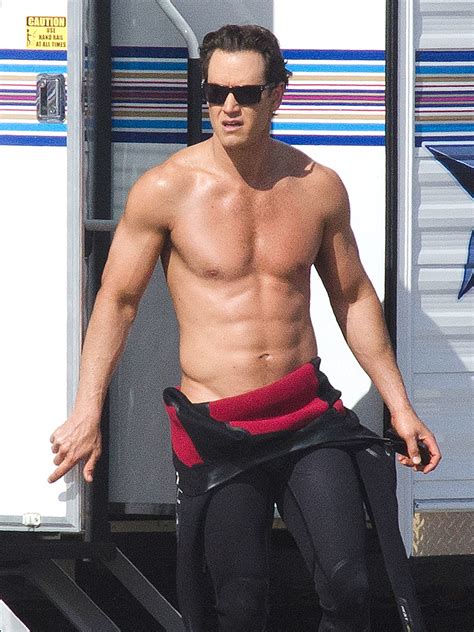Maybe you would like to learn more about one of these? Mark-Paul Gosselaar: rélation, fortune, taille, tatouage ...