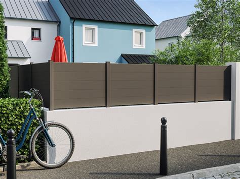 Clôtures de la gamme essentielle Côté portail Portails clôtures et garde corps aluminium