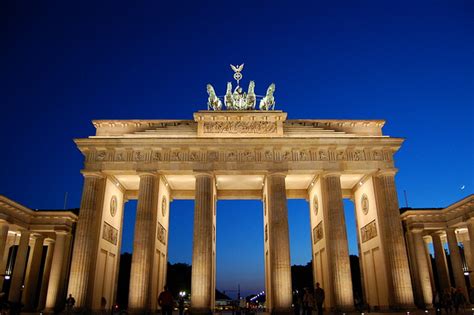 Das team steht ihnen mit rat und. Brandenburger Tor | Berlin Guide