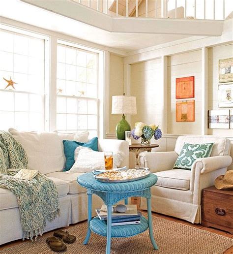 Easy Paint Ideas To Bring Coastal Colors To Your Living