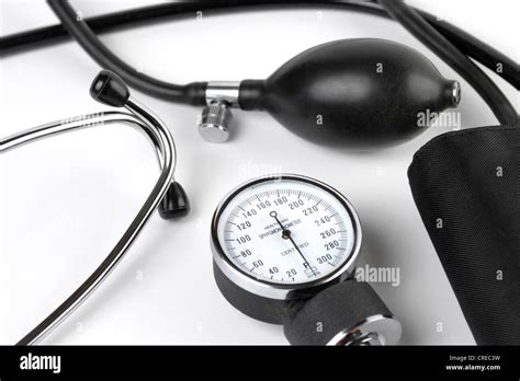 Manual Blood Pressure Monitor Sphygmomanometer Stock Photo Alamy