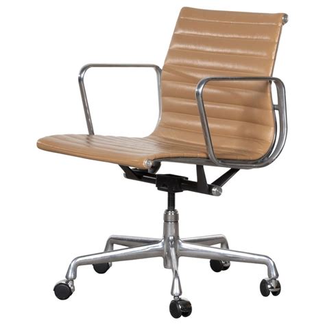 Buy eames office chair and get the best deals at the lowest prices on ebay! Eames Management Office Chair in cognac leather for Herman ...